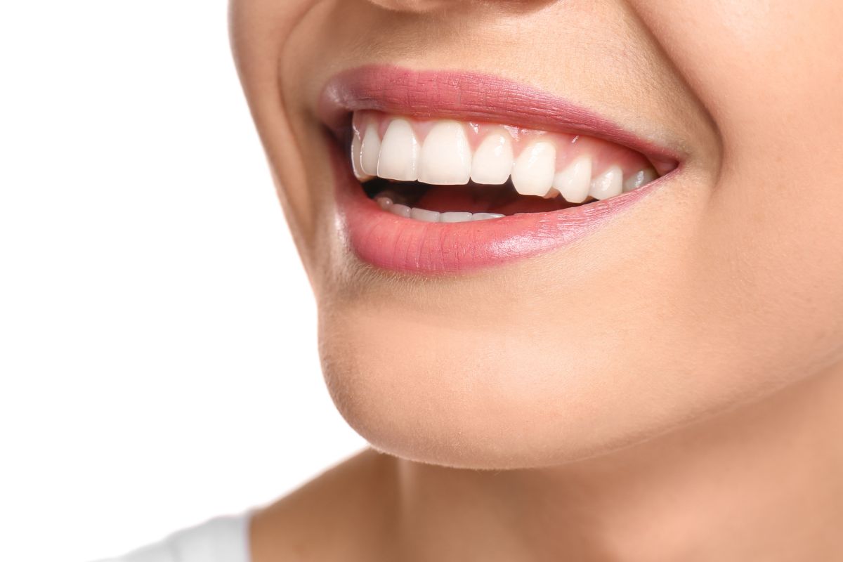 teeth-whitening-and-infection-related-or-not